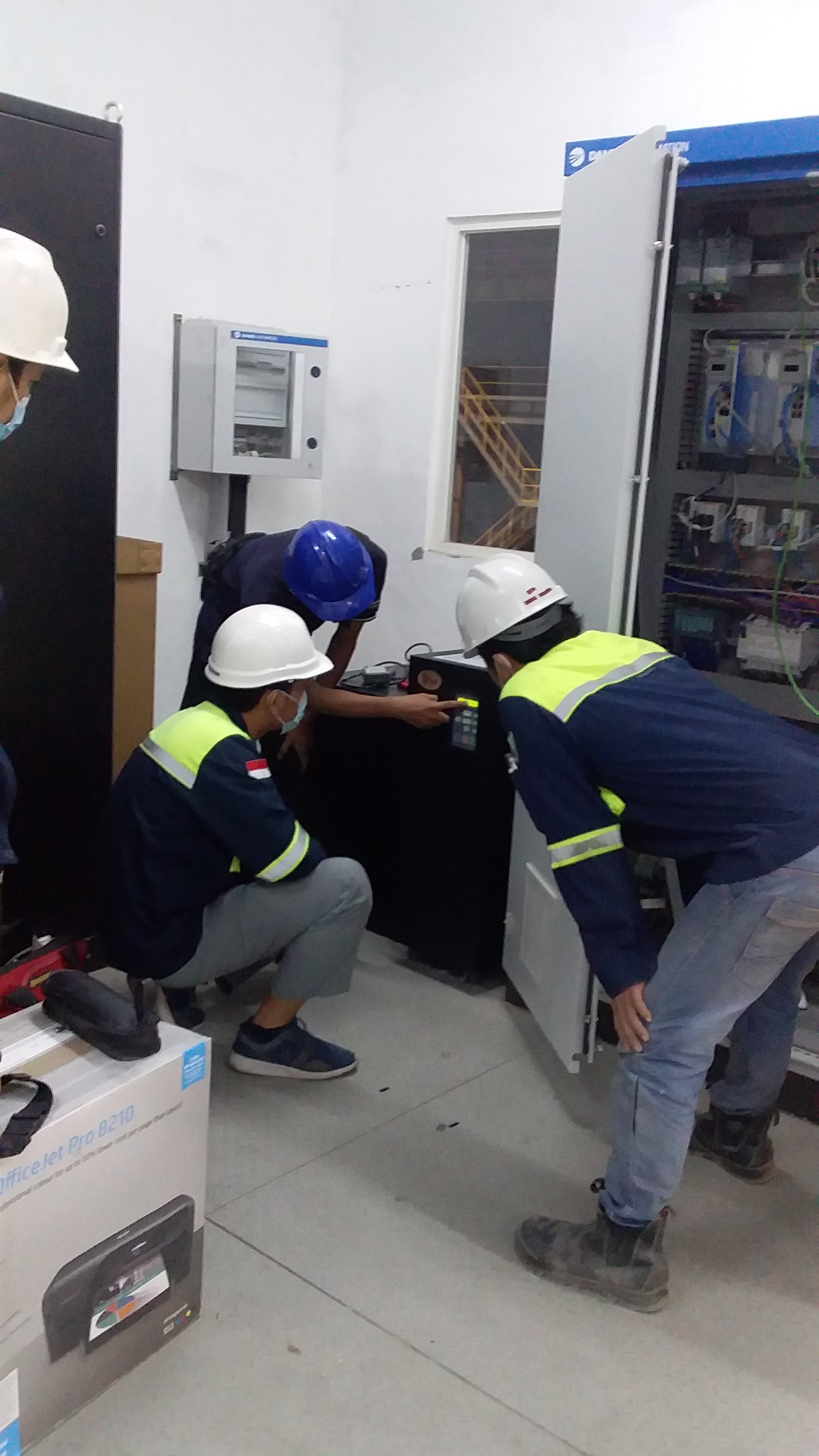 Instalasi UPS SRM-1